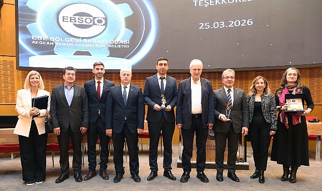 DEÜ'den Üniversite-Sanayi İş Birliğinde Önemli Başarı: Rektör Prof. Dr. Bayram Yılmaz'a 'Üstün Hizmet Onur Ödülü'