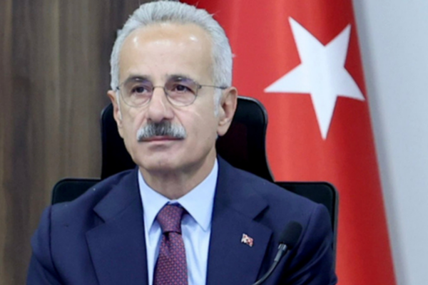 Uraloğlu: Kurban Bayramı’nda trenlerimizde 18 bin 644 kişilik ek kapasite sağlıyoruz