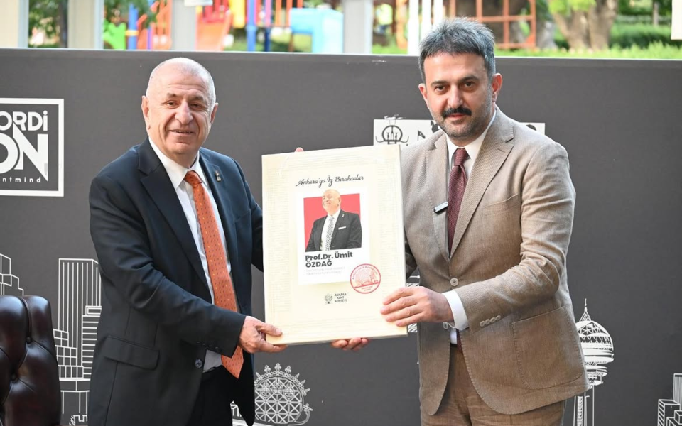 ANKARA’YA İZ BIRAKANLAR SERİSİNDE ÜMİT ÖZDAĞ’A YER VERİLDİ