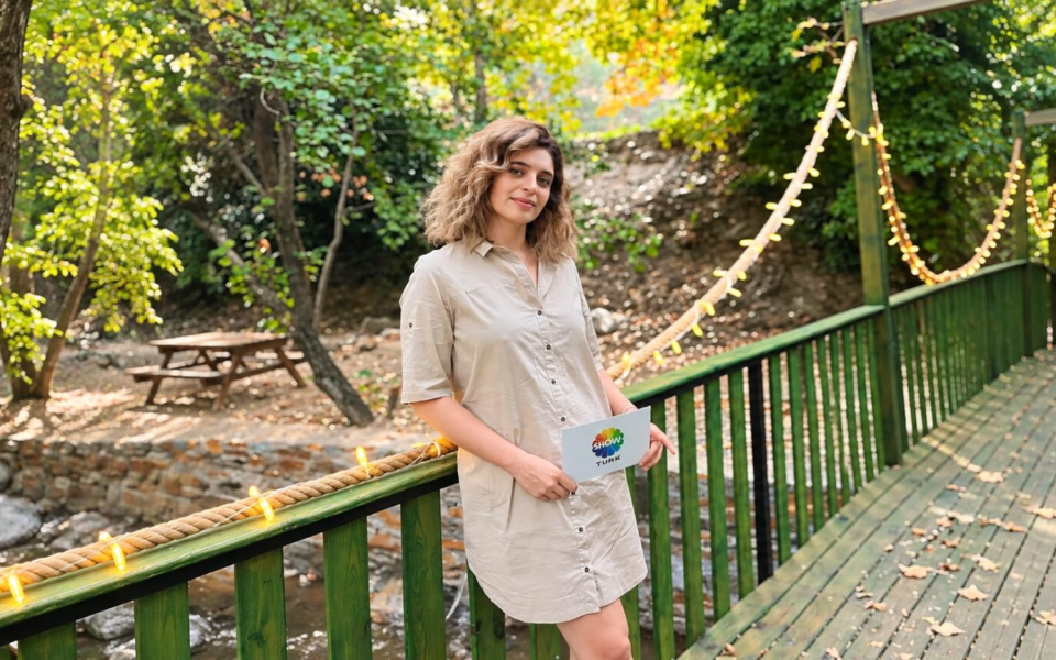 GAZETECİ ASENA AYYÜCE KARA’DAN 29 EKİM MESAJI: “CUMHURİYET’İN EN BÜYÜK GÜCÜ, GELECEĞE İNANAN NESİLLERDİR”